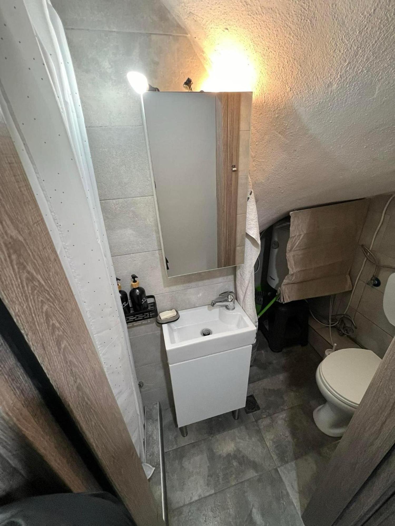 City Center Apartment Сере Экстерьер фото