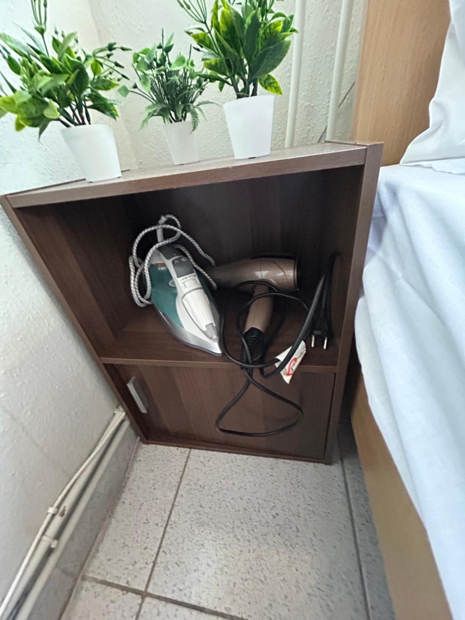 City Center Apartment Сере Экстерьер фото