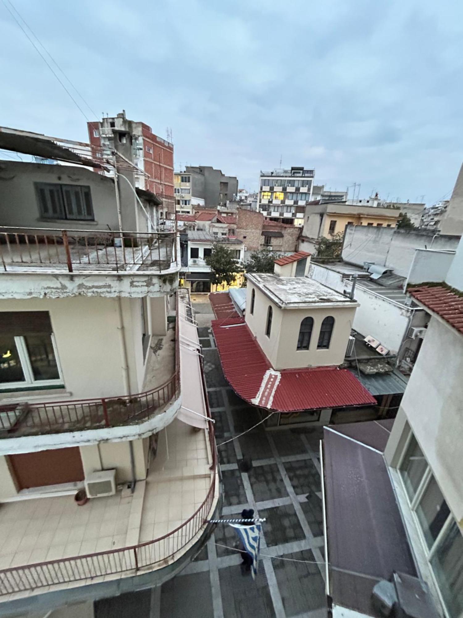 City Center Apartment Сере Экстерьер фото