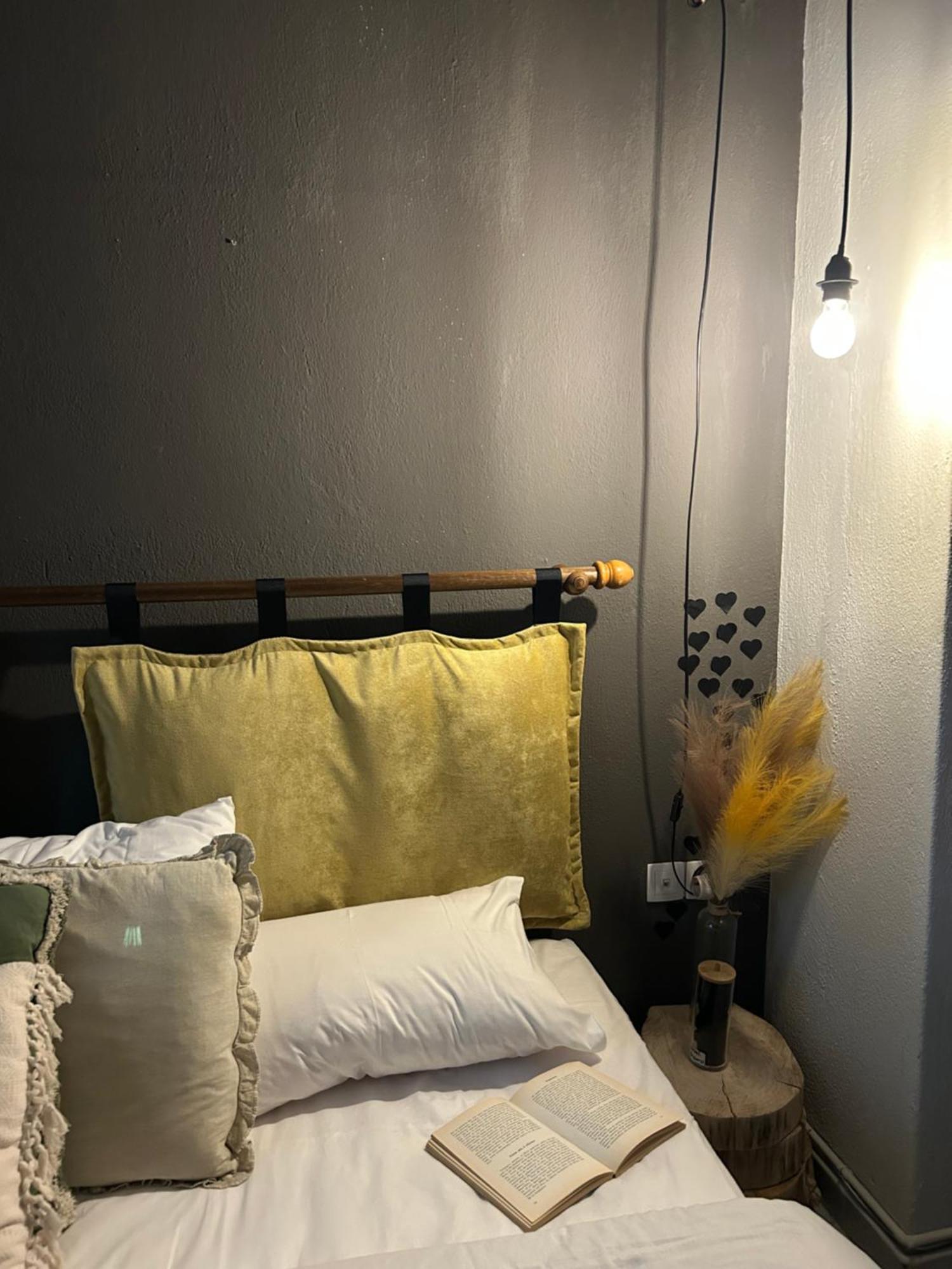 City Center Apartment Сере Экстерьер фото