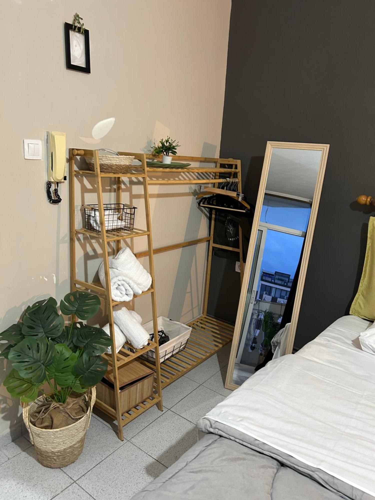 City Center Apartment Сере Экстерьер фото